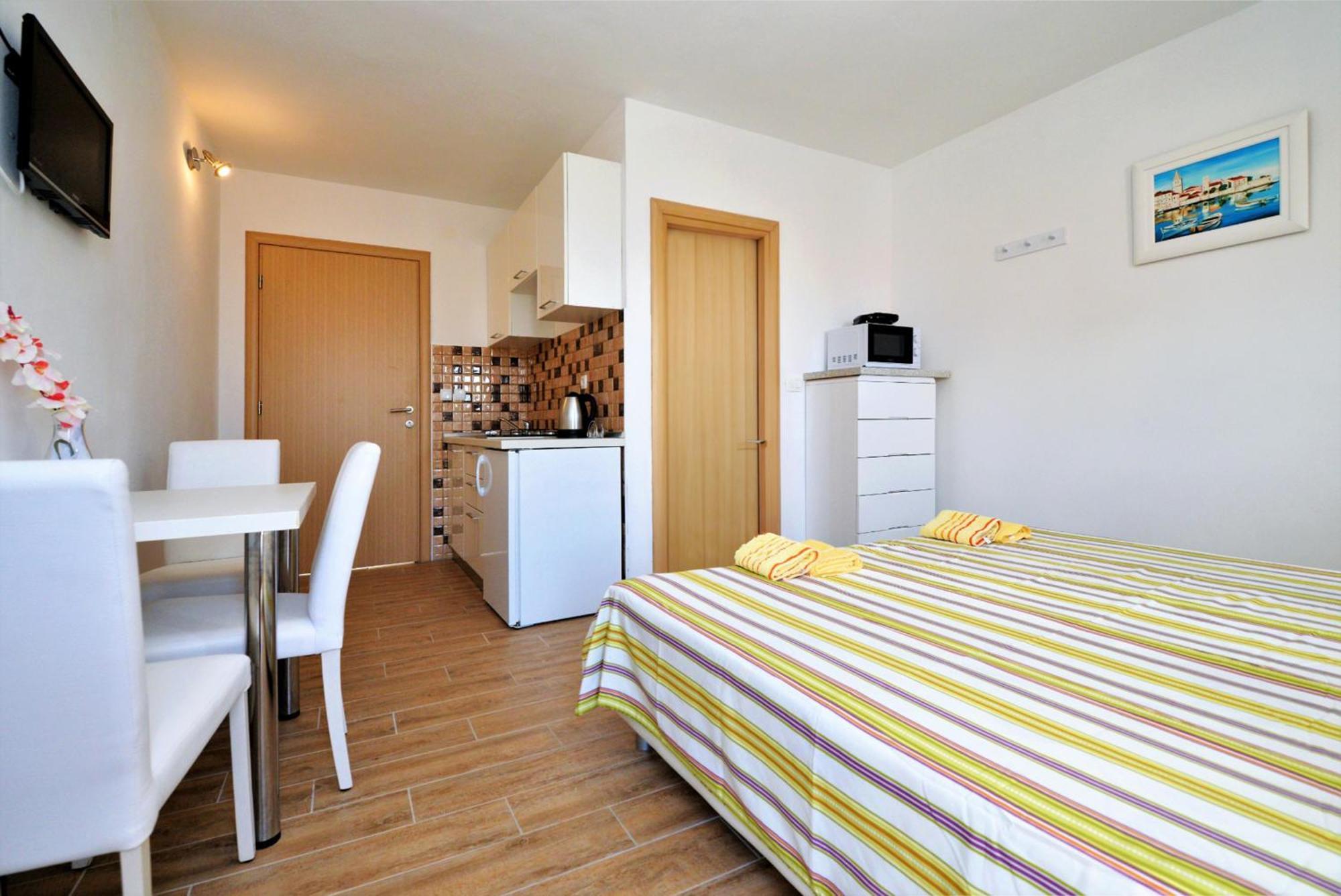Apartments Goranka 2 Murter Extérieur photo