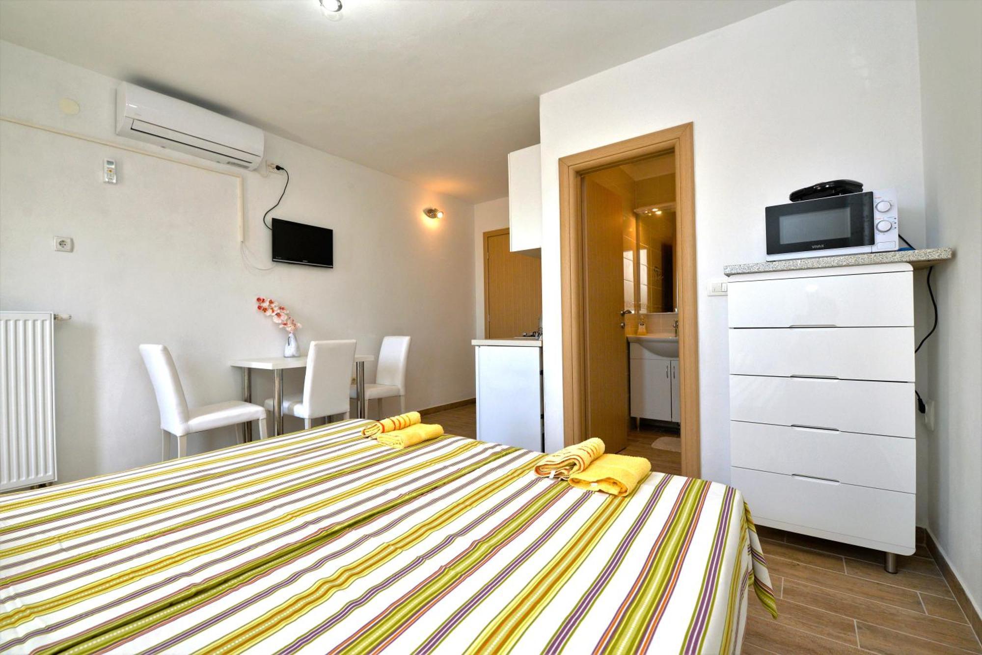 Apartments Goranka 2 Murter Extérieur photo